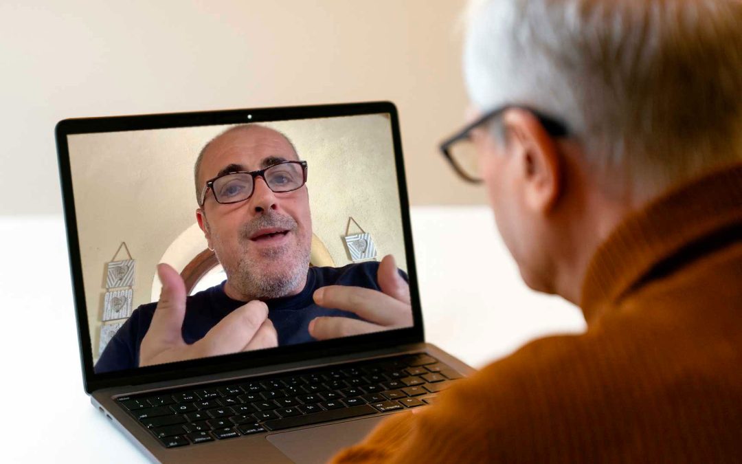 Amicizia e collaborazione online: la mia esperienza con Carlo D’Angiò